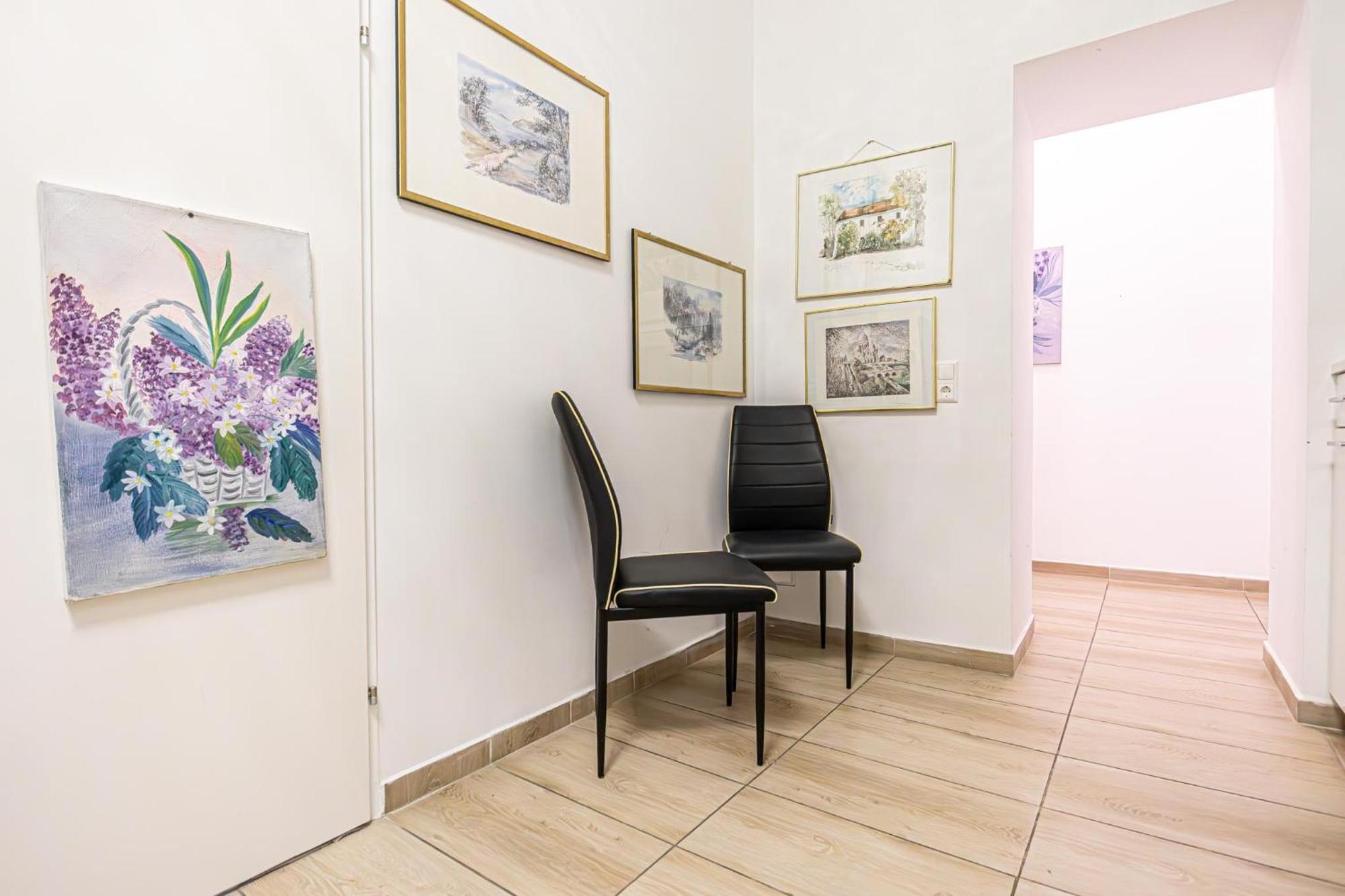6 Min To Amusement Park - Economy Rooms In Shared Apartment Bécs Kültér fotó