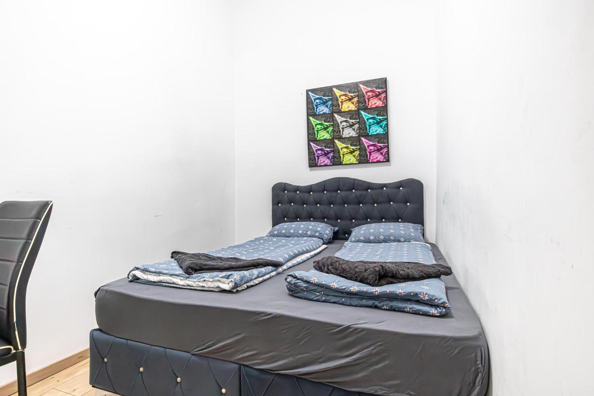6 Min To Amusement Park - Economy Rooms In Shared Apartment Bécs Kültér fotó