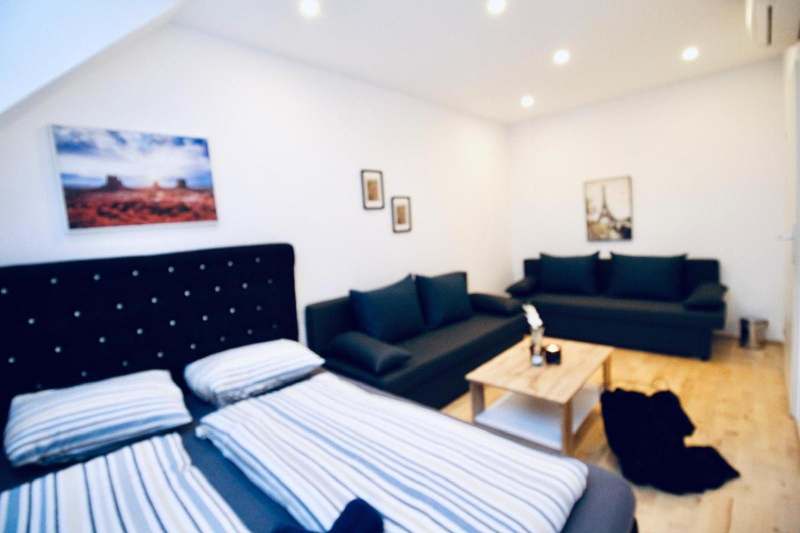 6 Min To Amusement Park - Economy Rooms In Shared Apartment Bécs Kültér fotó