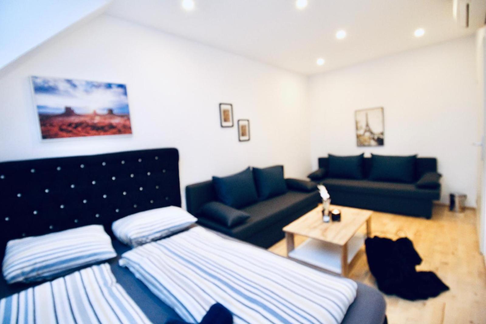 6 Min To Amusement Park - Economy Rooms In Shared Apartment Bécs Kültér fotó