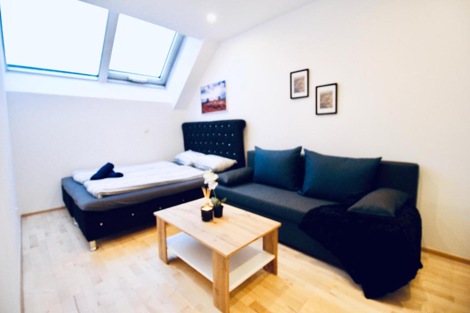 6 Min To Amusement Park - Economy Rooms In Shared Apartment Bécs Kültér fotó