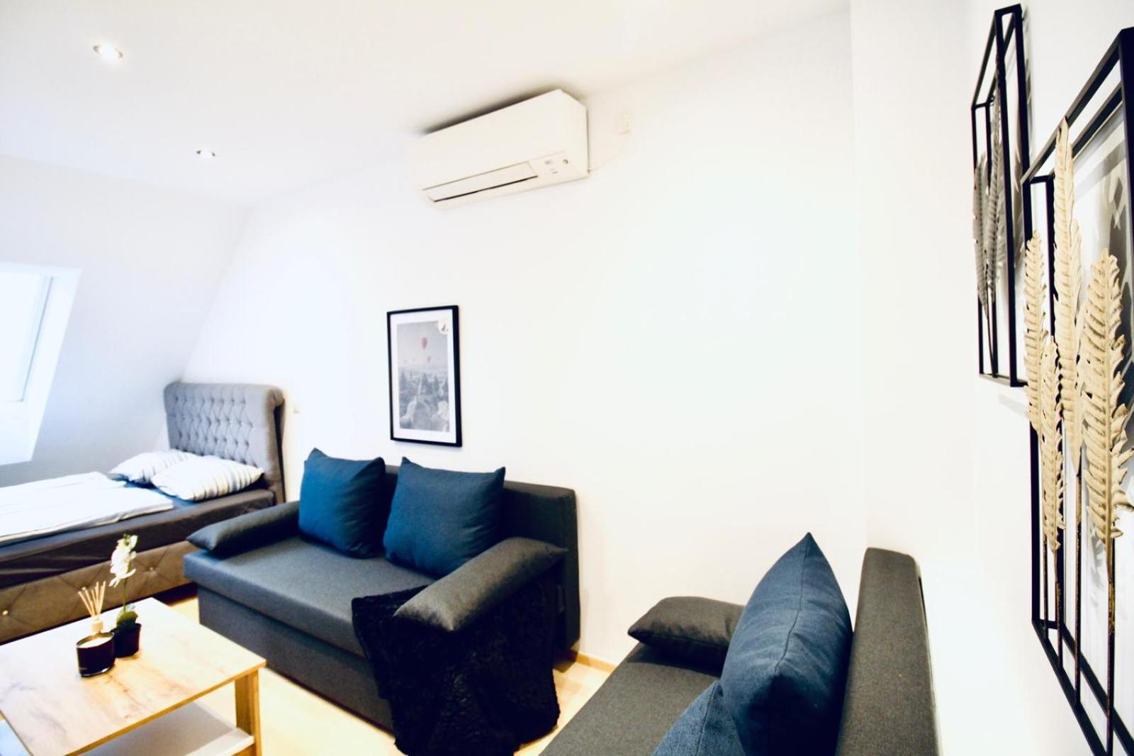 6 Min To Amusement Park - Economy Rooms In Shared Apartment Bécs Kültér fotó